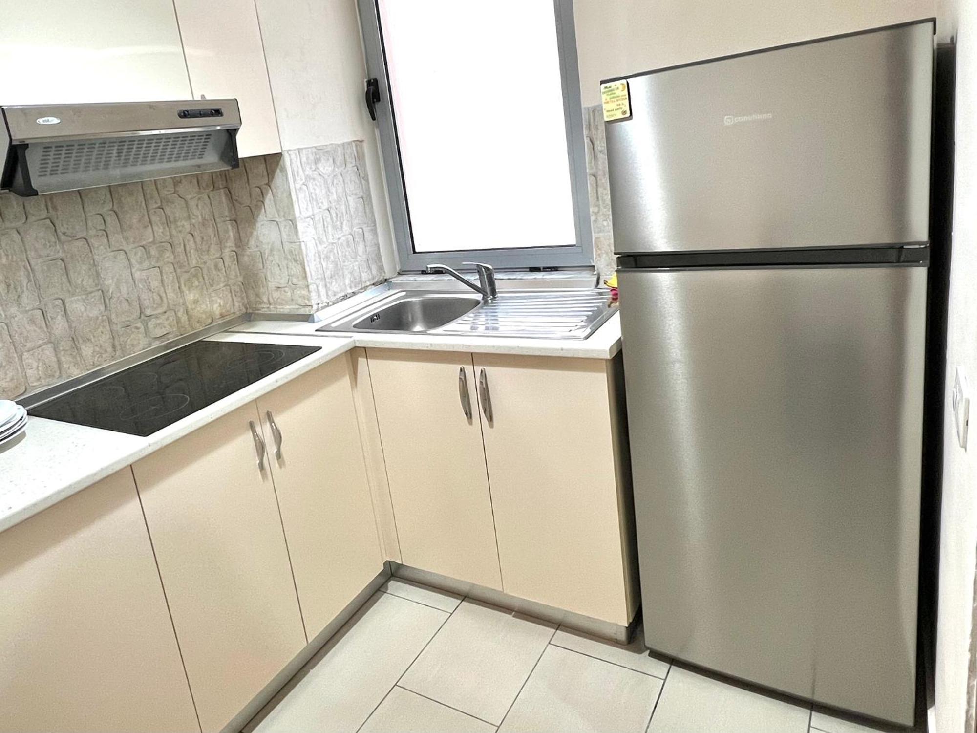 Deal 315 Apartment Tirana Esterno foto